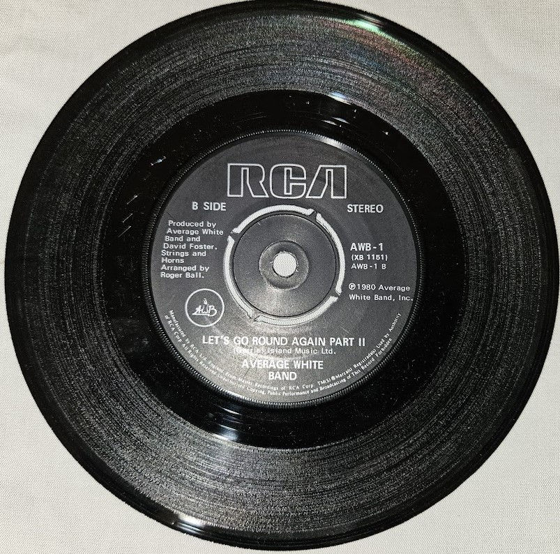 Miniatyrbild: Average White Band - Let's Go Round Again (7", Single) (RCA)