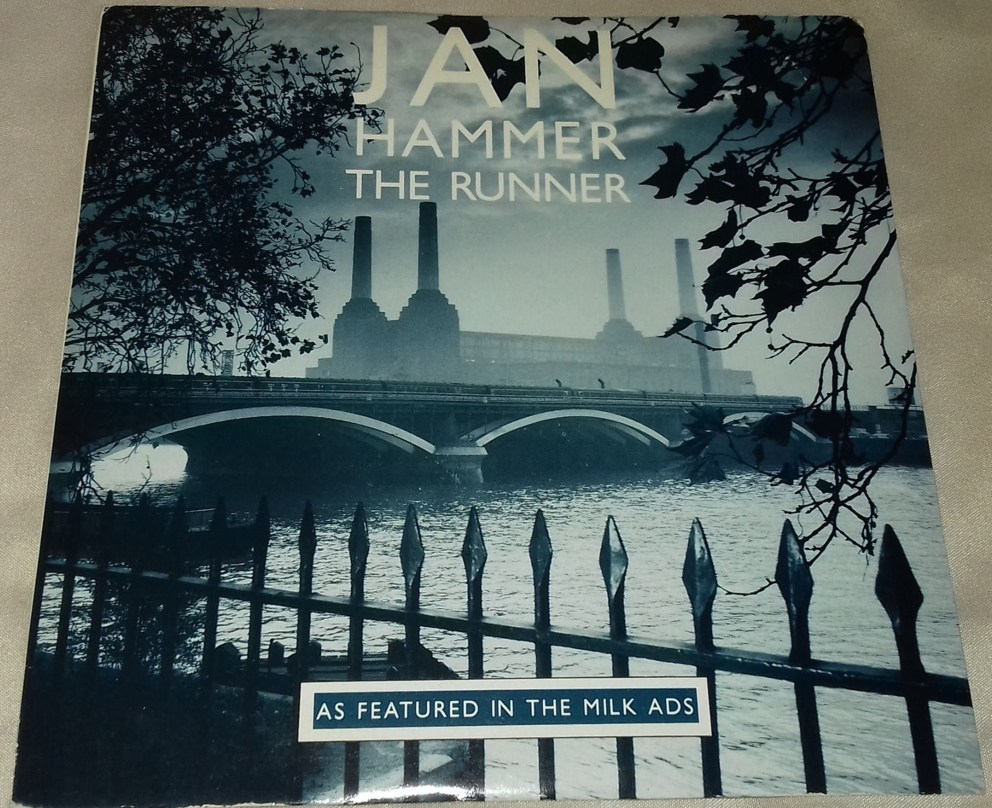Jan Hammer - The Runner (7", Single, Pap) (MCA Records)