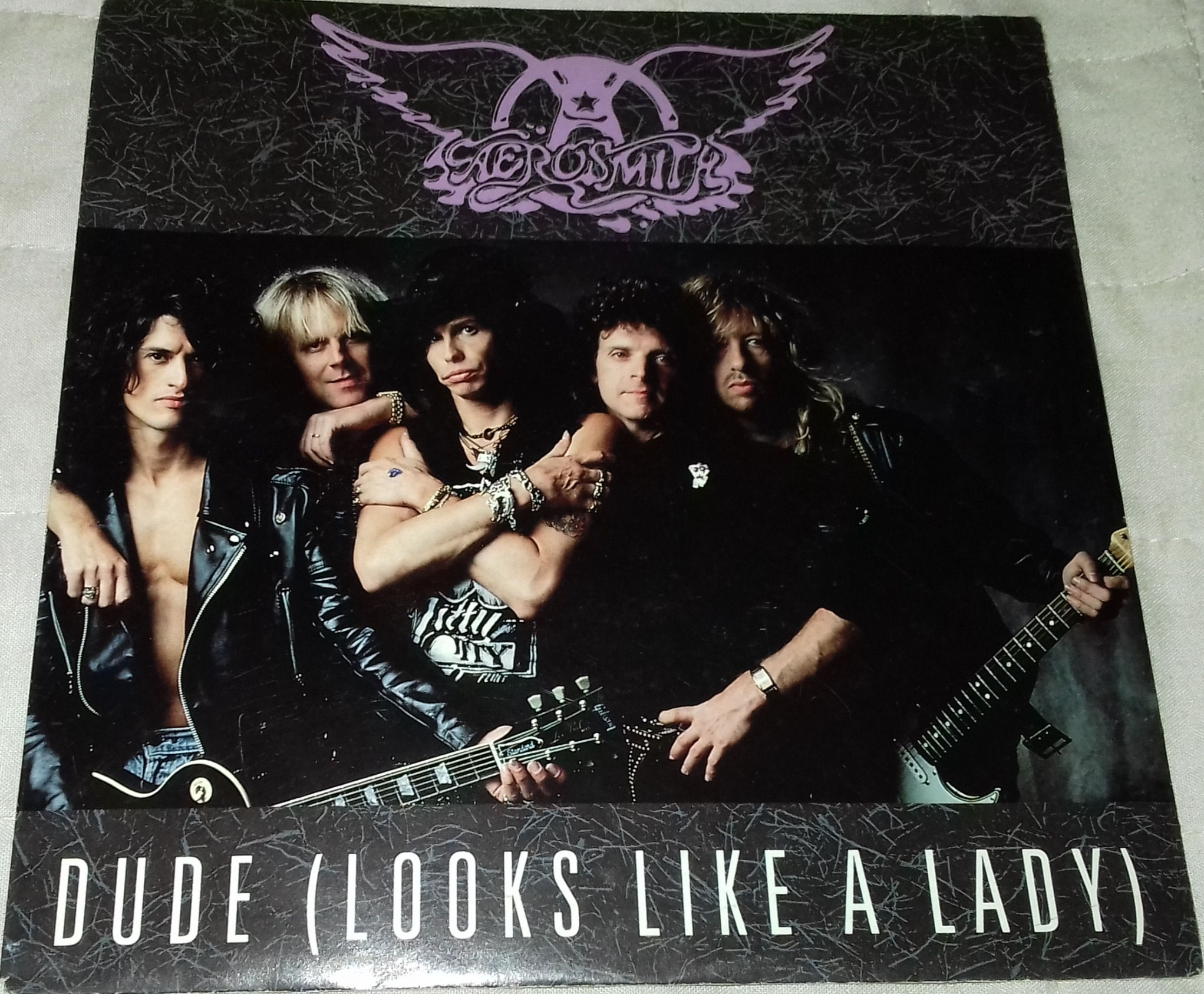 Aerosmith - Dude (Looks Like A Lady) (7", Single, Sol) (Geffen Records, Geffen R