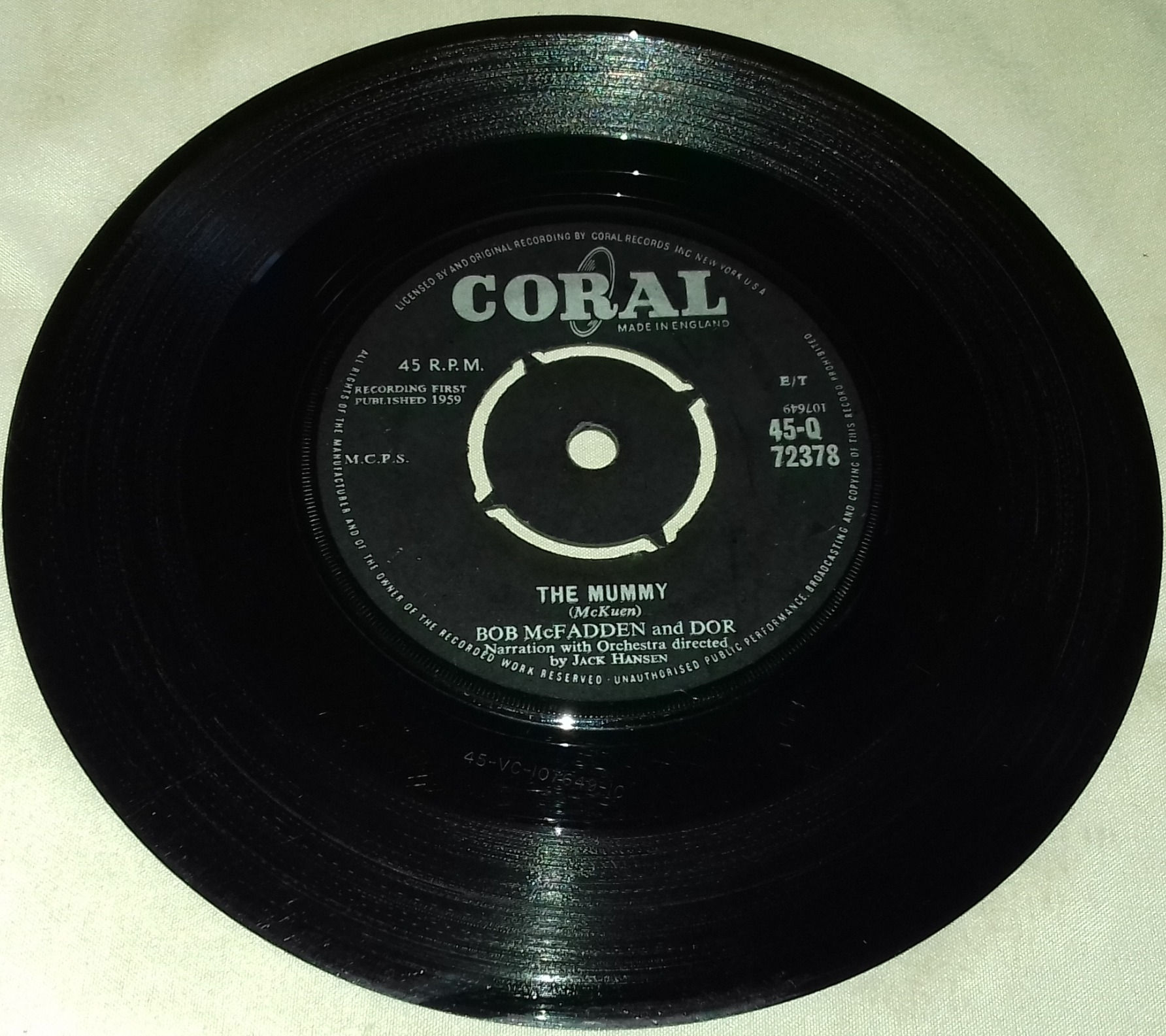 Bob McFadden And Dor* - The Mummy (7", 4 P) (Coral)