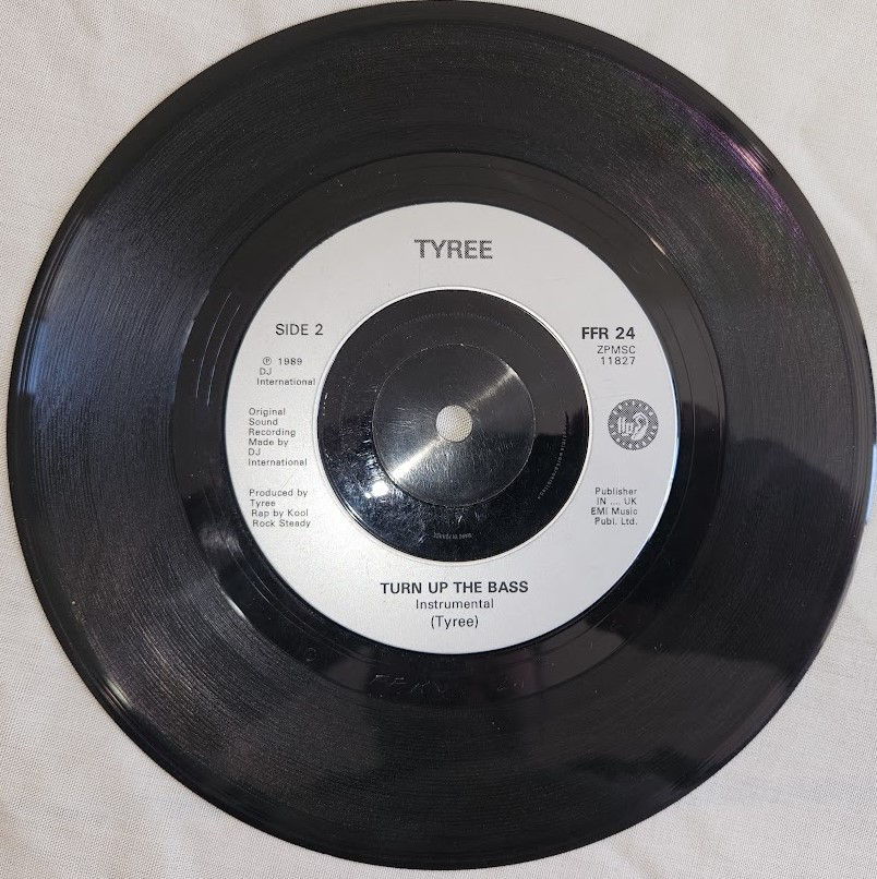Miniatura: Tyree* - Turn Up The Bass (7", Single) (FFRR)