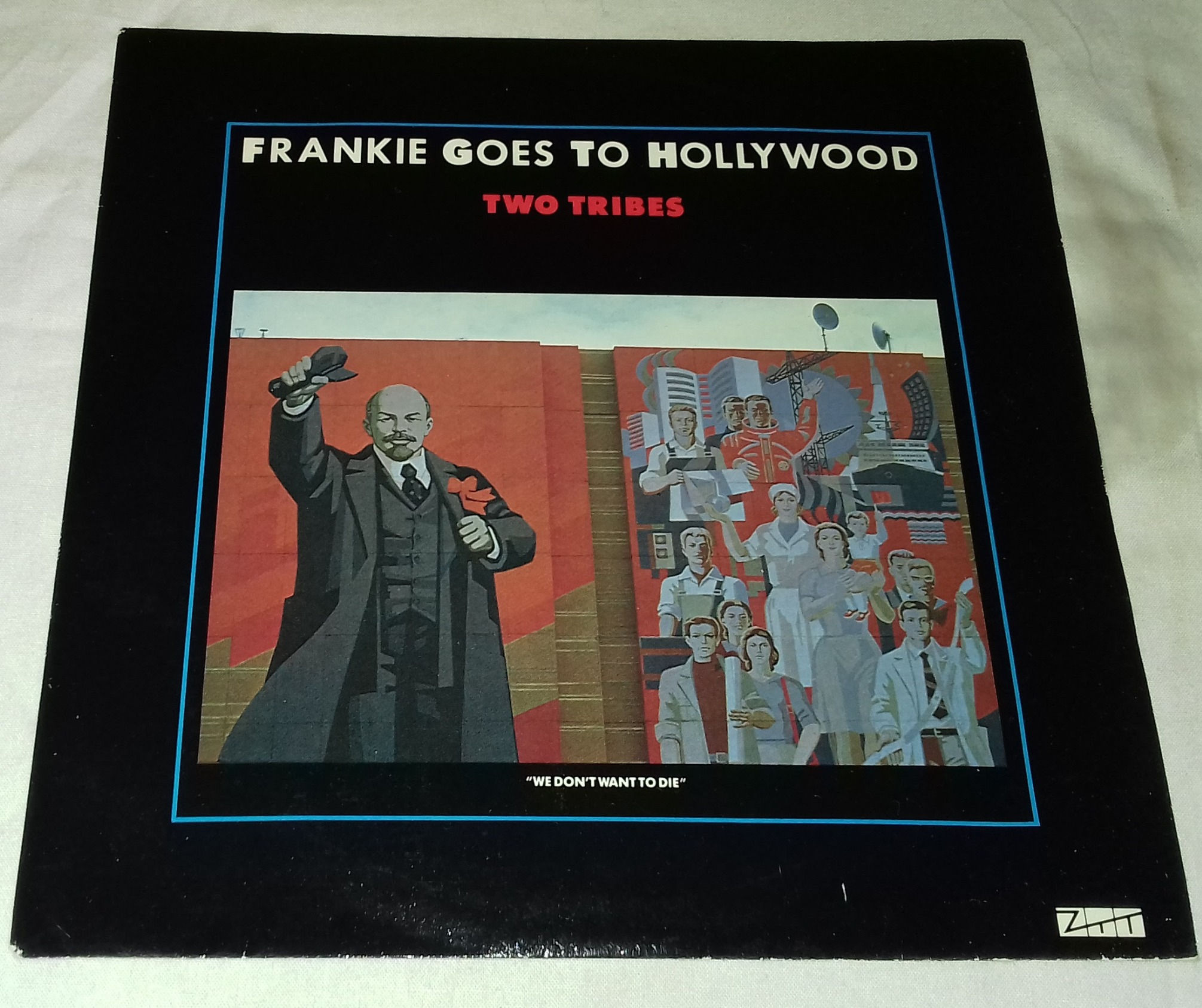 Frankie Goes To Hollywood - Two Tribes (7", Single) (ZTT)