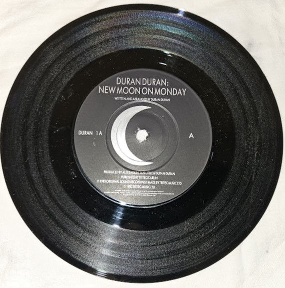 Thumbnail: Duran Duran - New Moon On Monday (7", Single, Pap) (EMI)