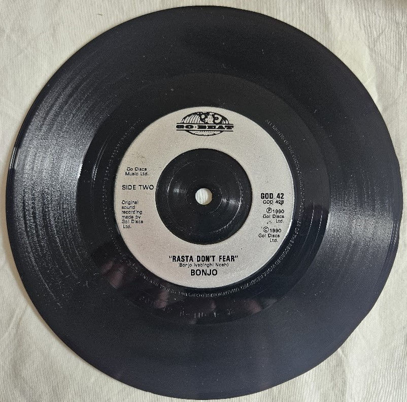 תמונה ממוזערת: Bonjo* - The More We Are Together (7") (Go! Beat)
