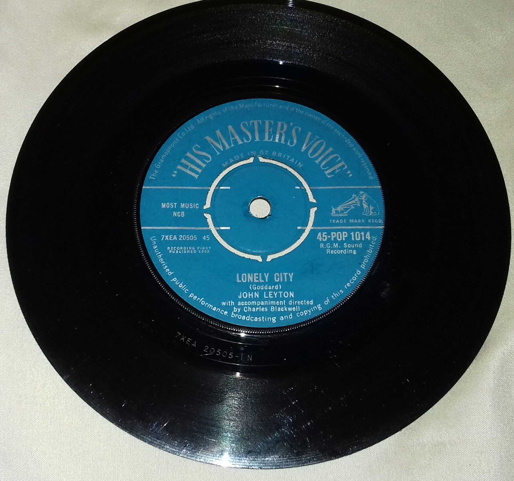 John Leyton - Lonely City (7", Single) (His Master's Voice)