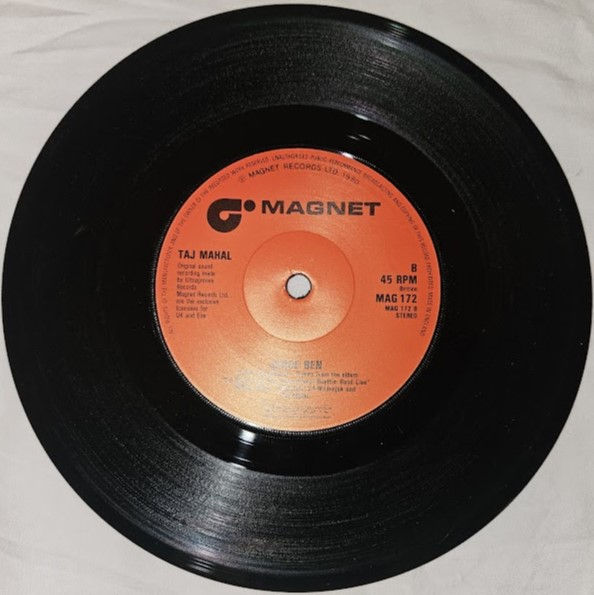 תמונה ממוזערת: Taj Mahal - Take A Giant Step / Jorge Ben (7", Single) (Magnet (2))