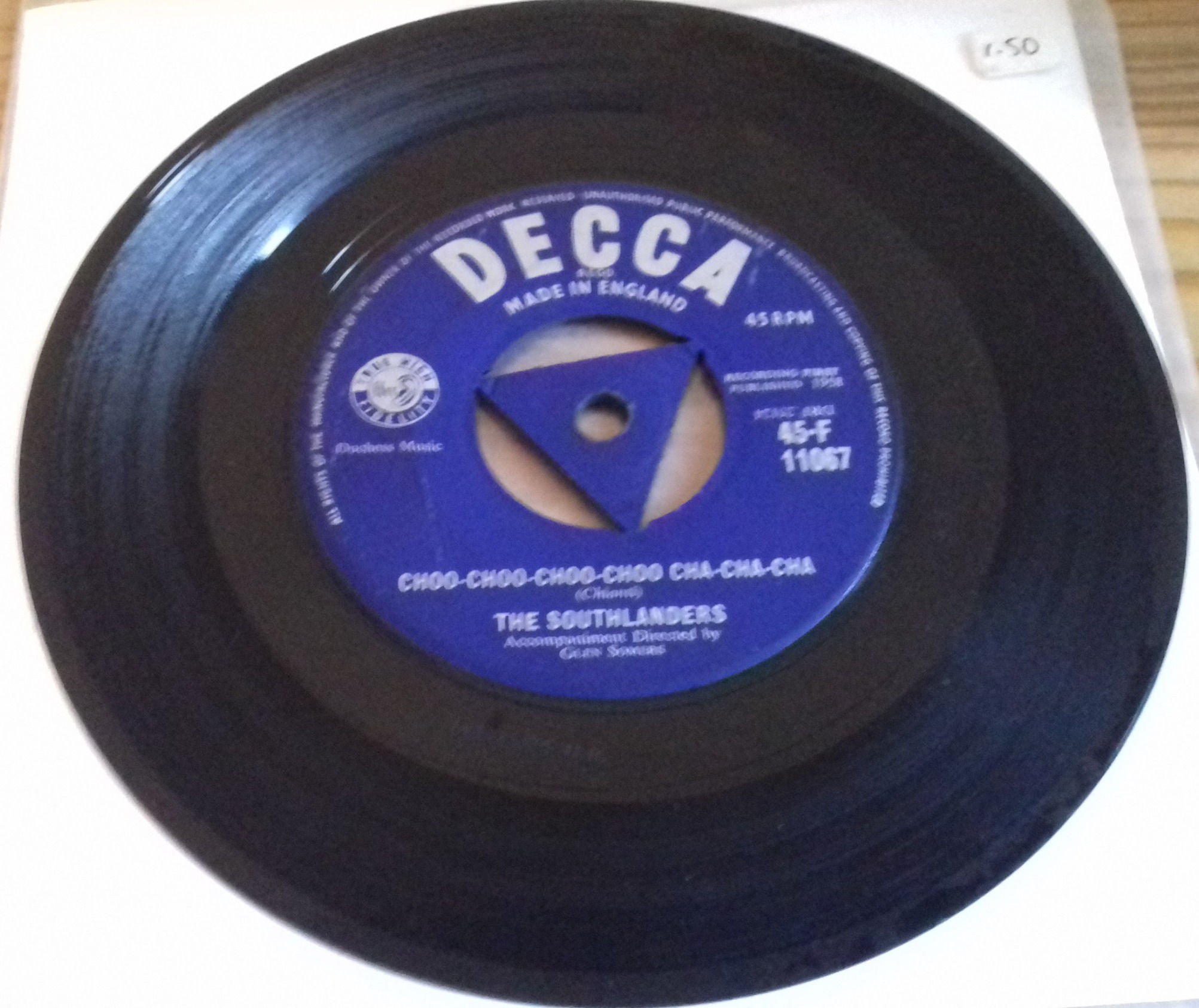 The Southlanders - Choo-Choo-Choo-Choo Cha-Cha-Cha (7") (Decca)