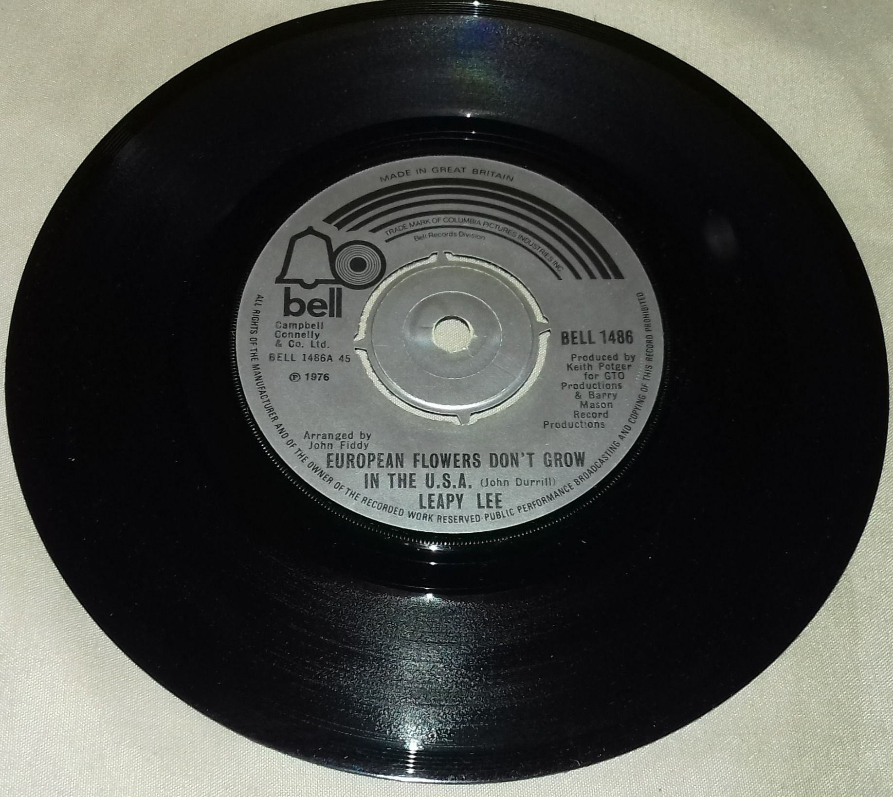 Leapy Lee - European Flowers Don't Grow In The U.S.A. (7") (Bell Records)