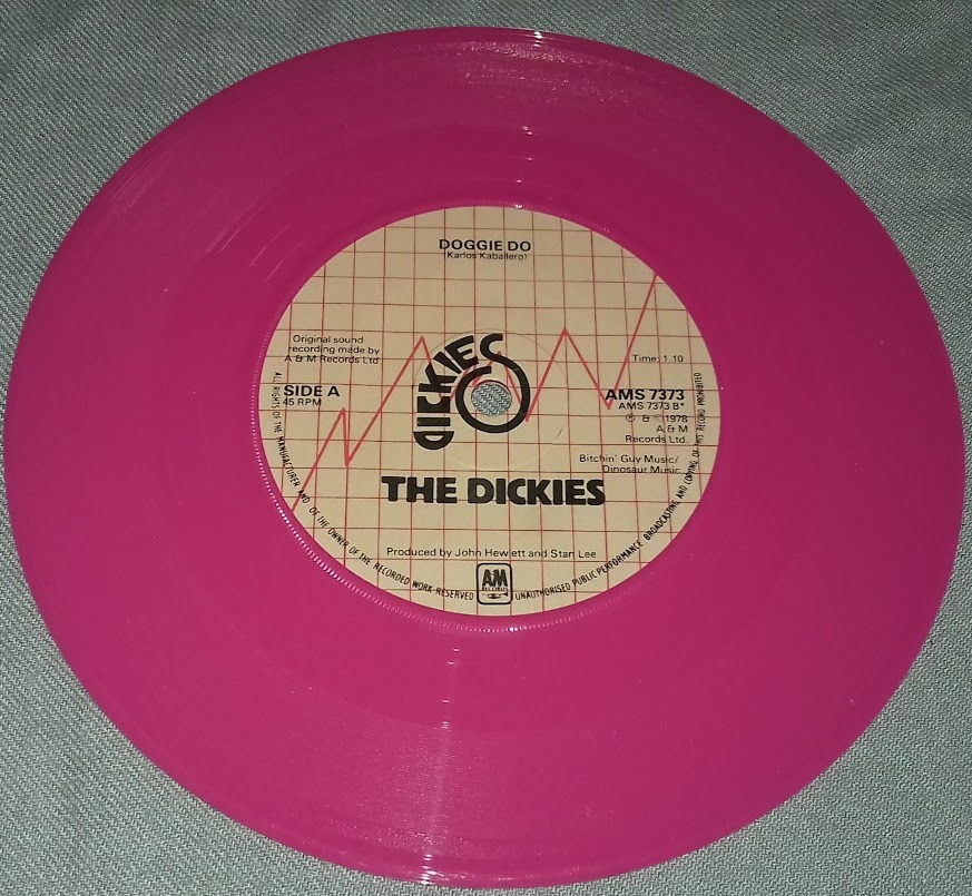 Miniatyrbild: The Dickies - Eve Of Destruction / Doggie Do (7", Single, Pin) (A&M Records)