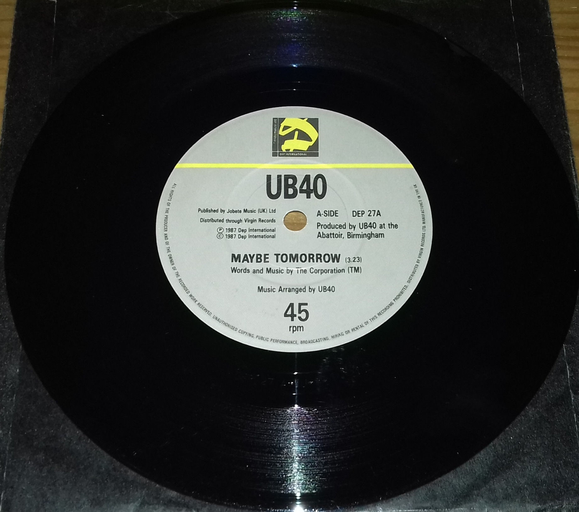UB40 - Maybe Tomorrow (7", Single) (DEP International)