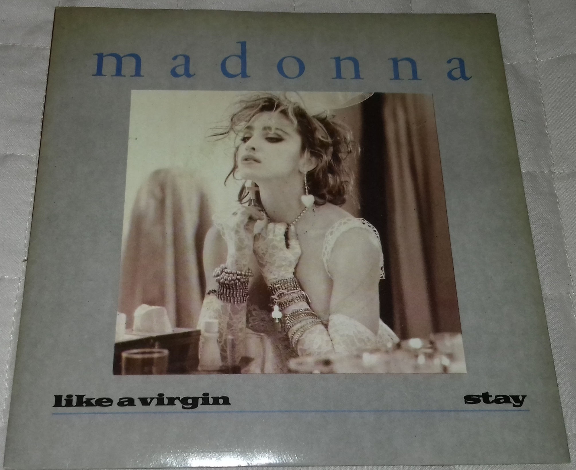 Madonna - Like A Virgin / Stay (7", Single, Blu) (Sire, Sire, Sire)