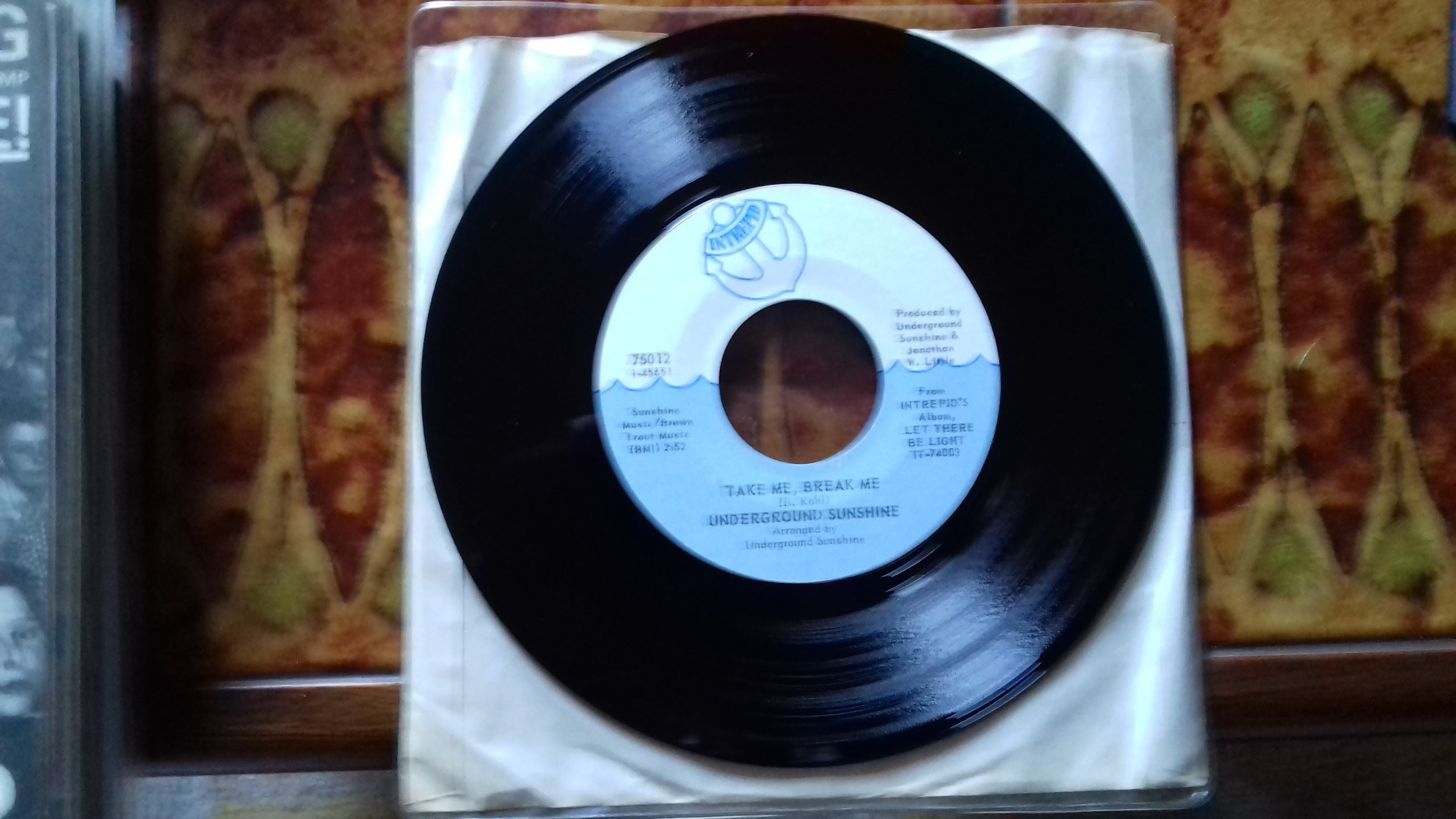 Underground Sunshine - Don't Shut Me Out / Take Me, Break Me (7") (Intrepid (2)