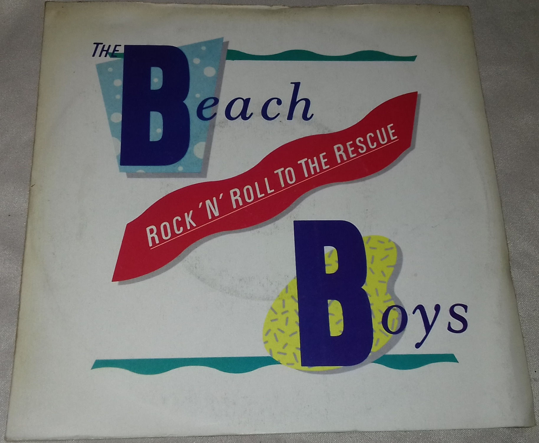 The Beach Boys - Rock 'N' Roll To The Rescue (7", Single) (Capitol Records)