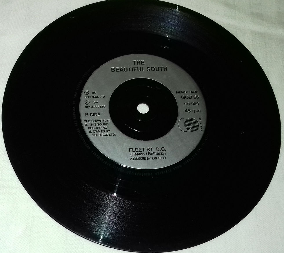 תמונה ממוזערת: The Beautiful South - Old Red Eyes Is Back (7", Single, Sil) (Go! Discs, Go! Dis