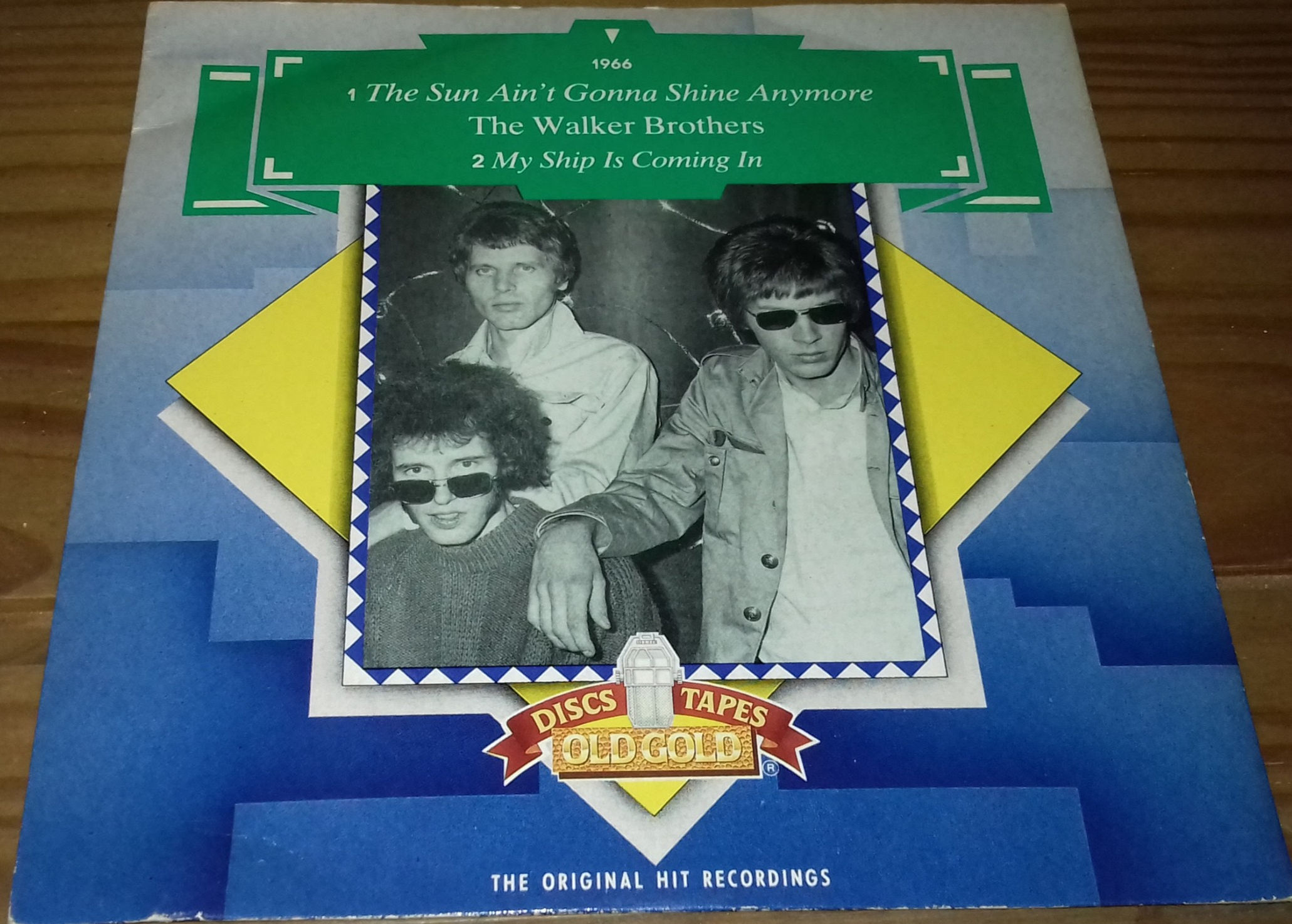 The Walker Brothers - The Sun Ain't Gonna Shine Anymore (7") (Old Gold (2))