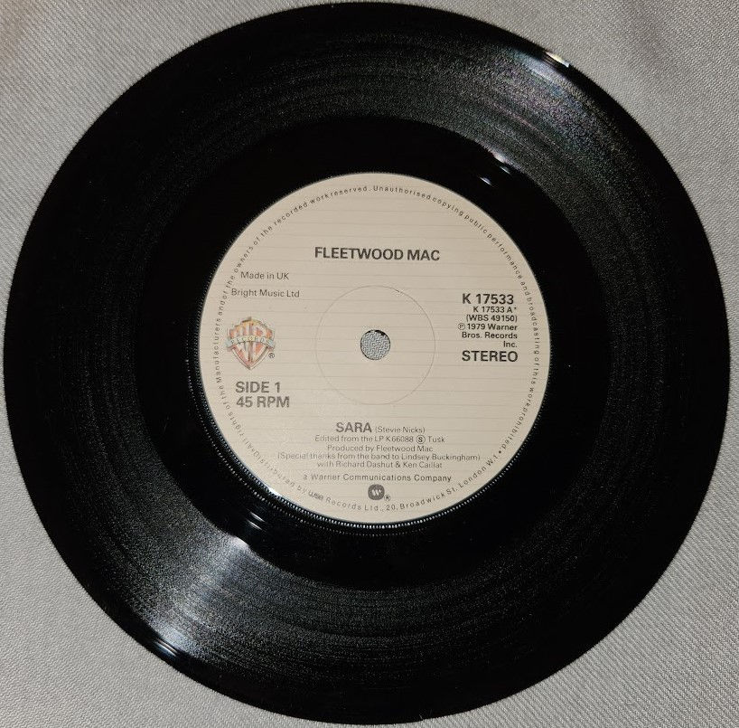 Fleetwood Mac - Sara (7", Single, Sol) (Warner Bros. Records)