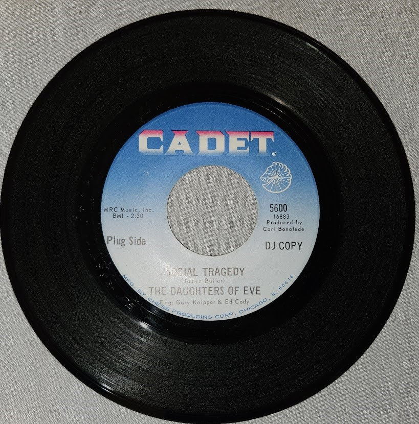 The Daughters Of Eve - Social Tragedy / A Thousand Stars (7") (Cadet)