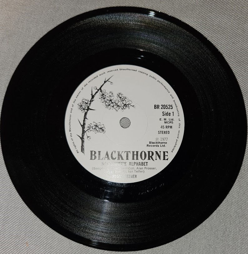 Thumbnail: Peggy Seeger - Penelope Isn't Waiting Anymore (LP, Album) (Blackthorne Records)