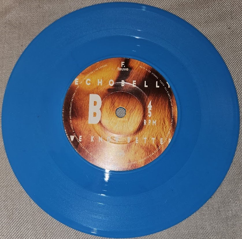 Miniatyrbild: Echobelly - Dark Therapy (7", Single, Blu) (Fauve Records, Rhythm King)