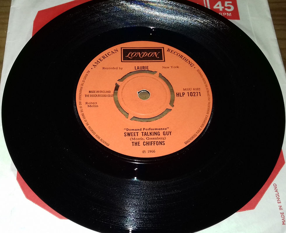 Miniaturbild: The Chiffons - One Fine Day / Sweet Talking Guy (7", Single, RE) (London Records