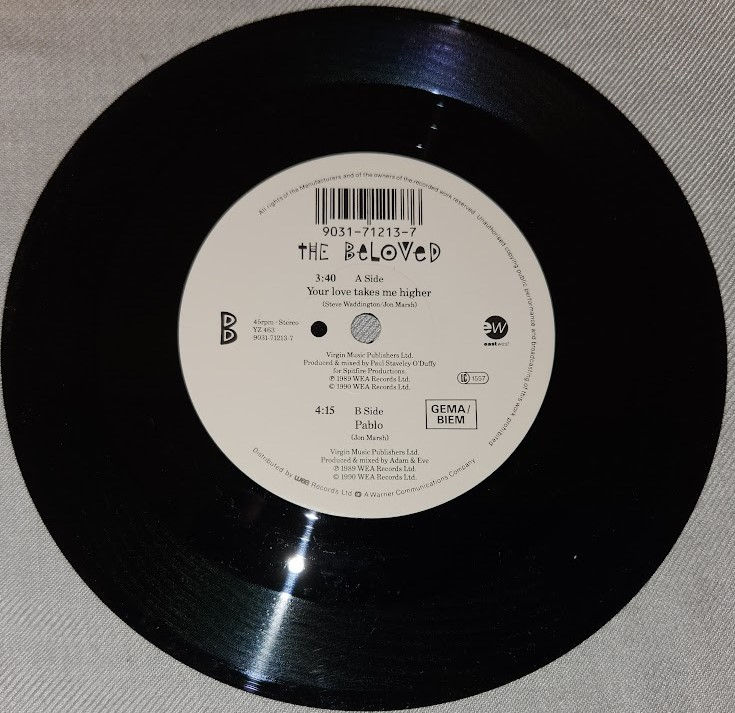 Miniaturbild: The Beloved - Your Love Takes Me Higher (7", Single) (EastWest, EastWest)