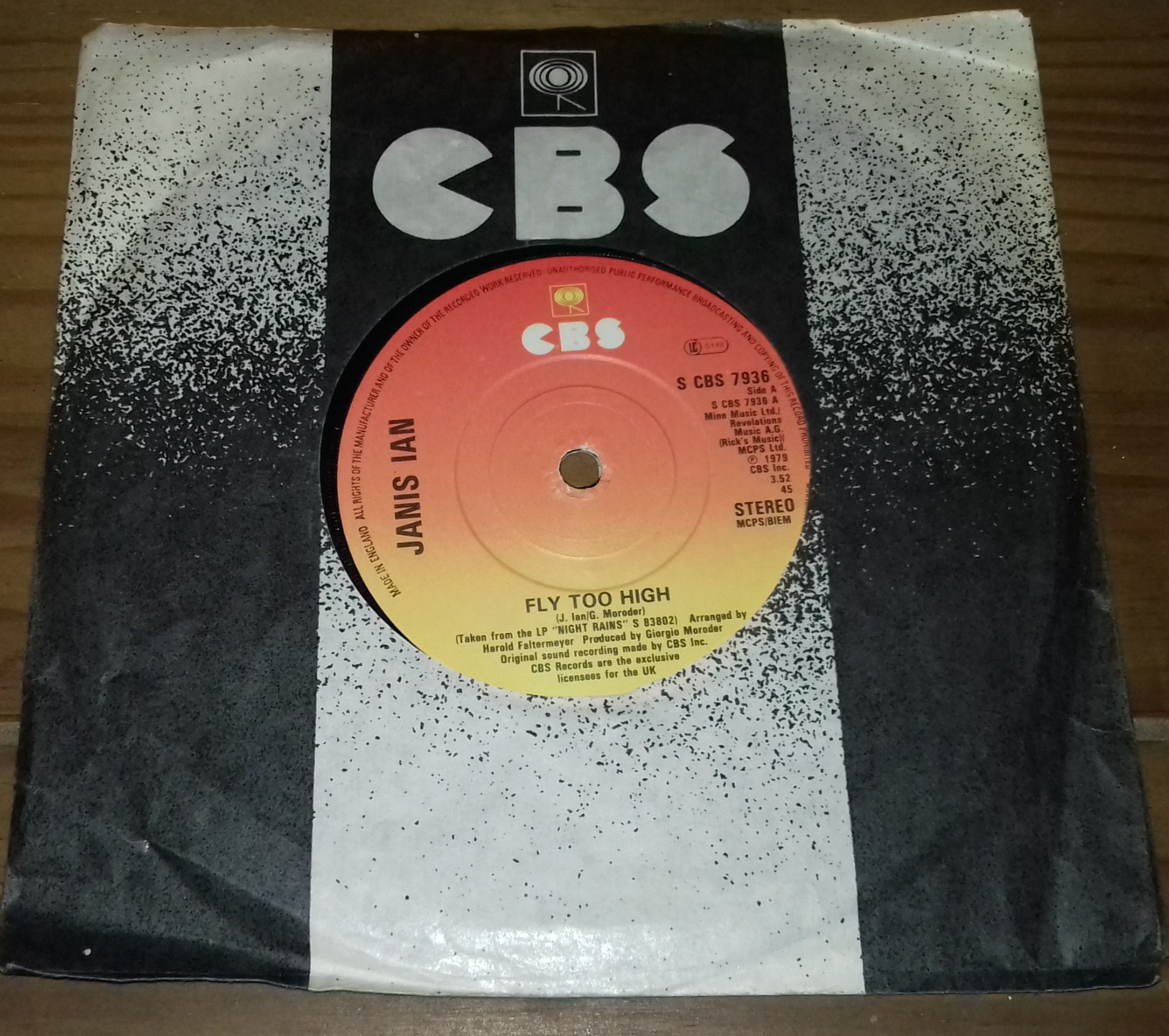 Janis Ian - Fly Too High (7", Single) (CBS)