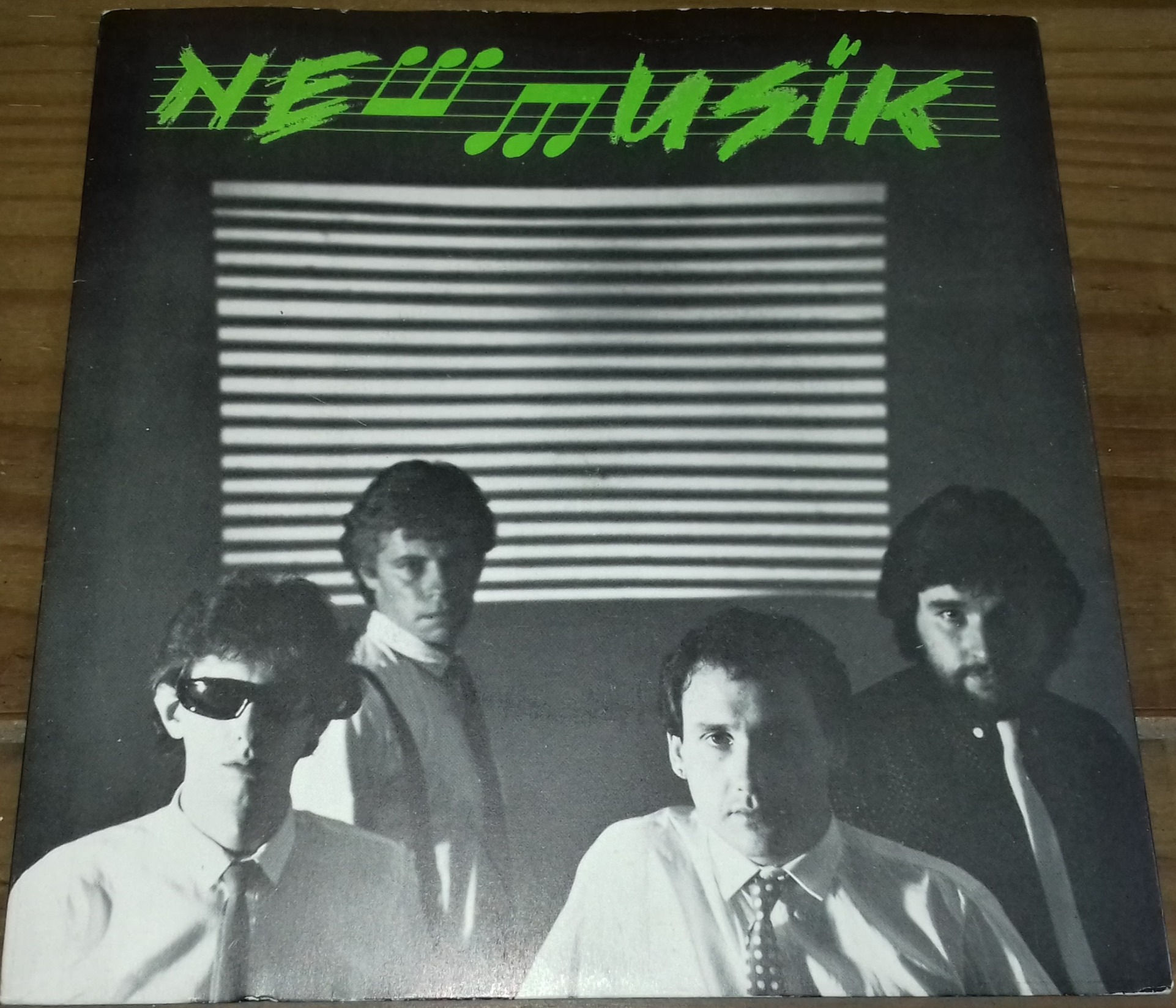 New Musik - Straight Lines (7", Single) (GTO)