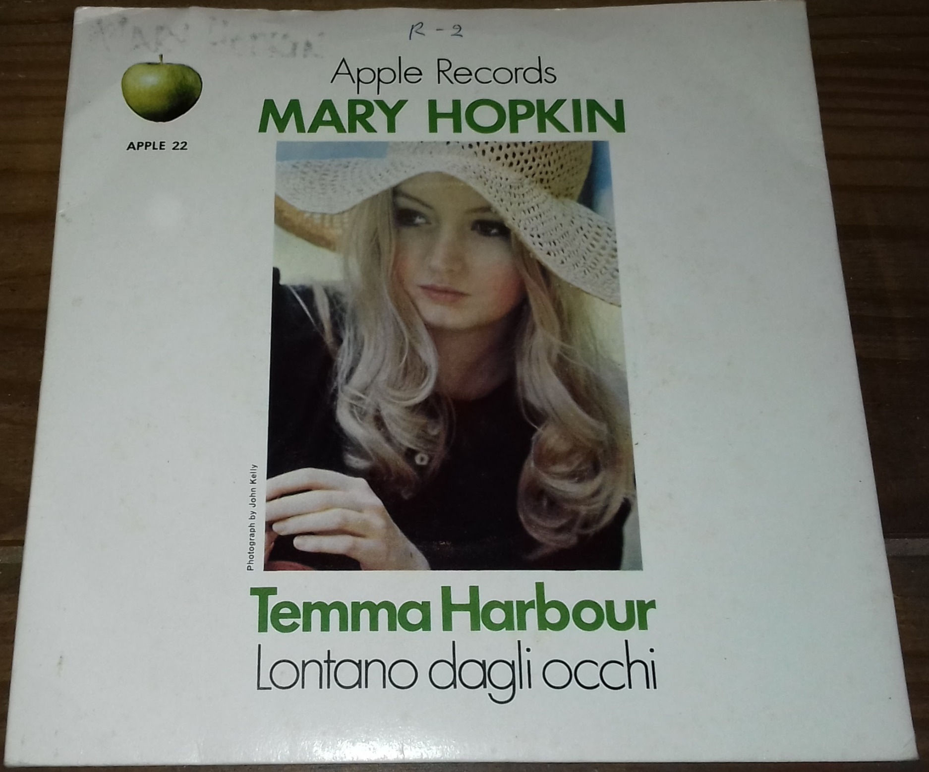 Mary Hopkin - Temma Harbour (7", Single, Pus) (Apple Records)
