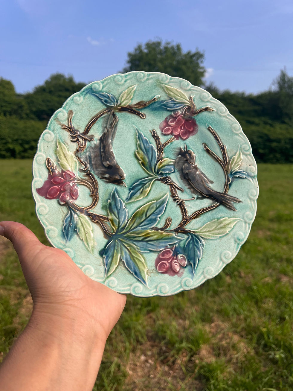 Miniature : Assiette en Barbotine 