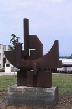 sculpture monumentale corten navire spatial