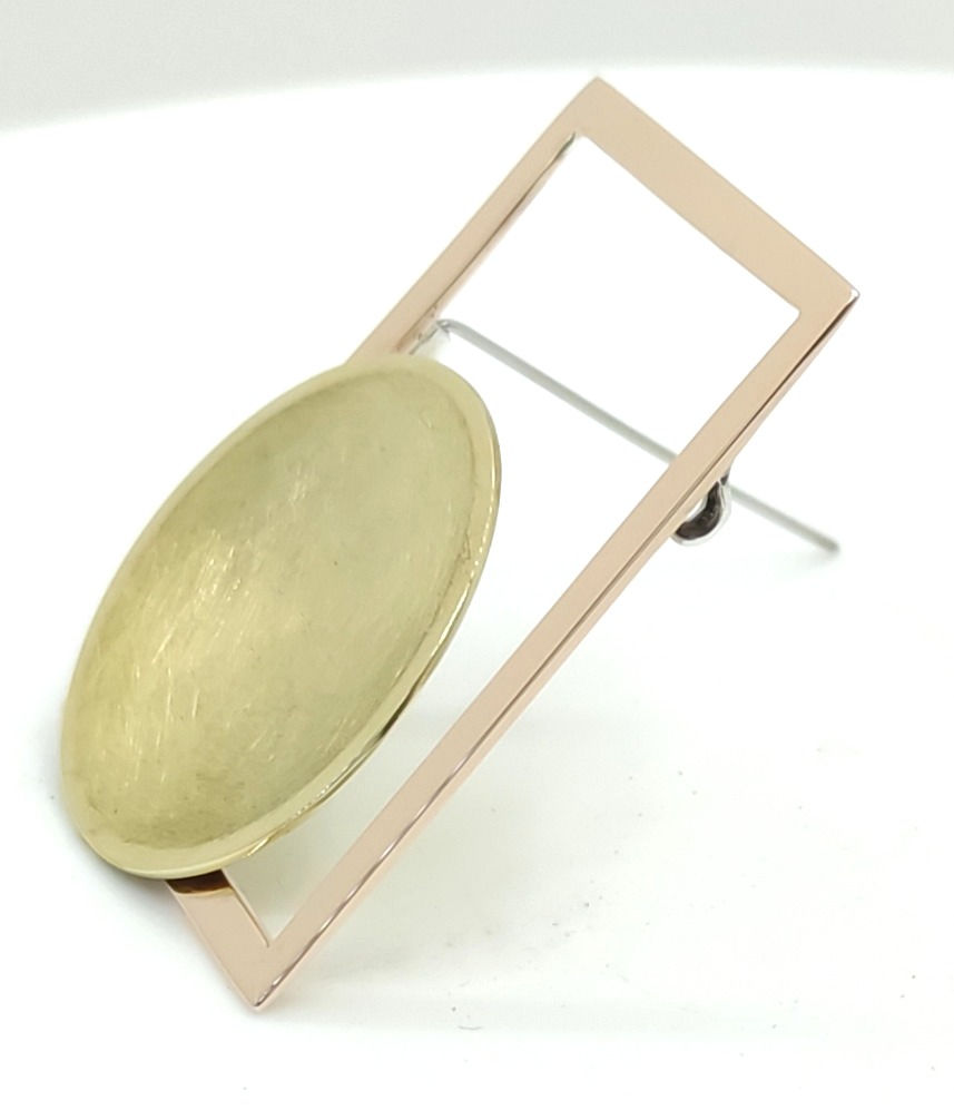 Miniature : Vue de l'attache en argent