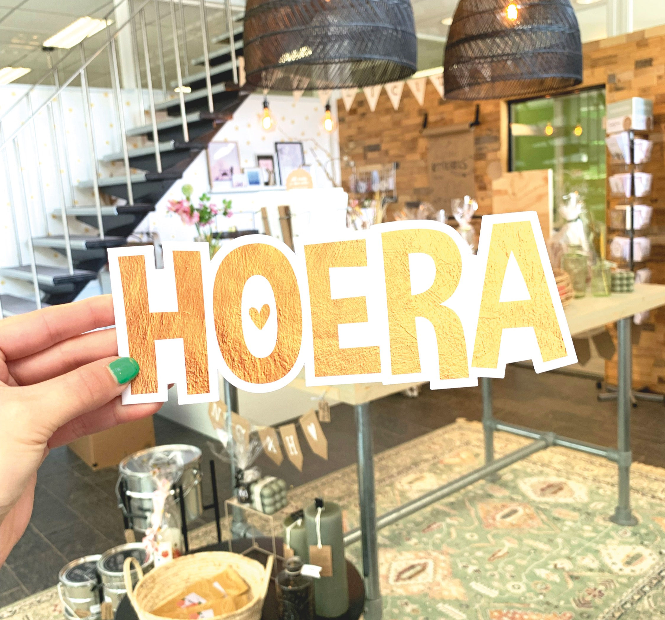 Wenskaart | Tekst hoera goudlook (W07) - PAPER & GIFTSHOP