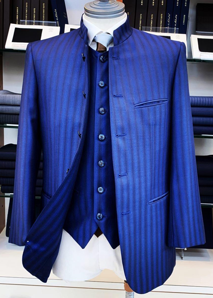 青字ストライプのマオカラースーツ