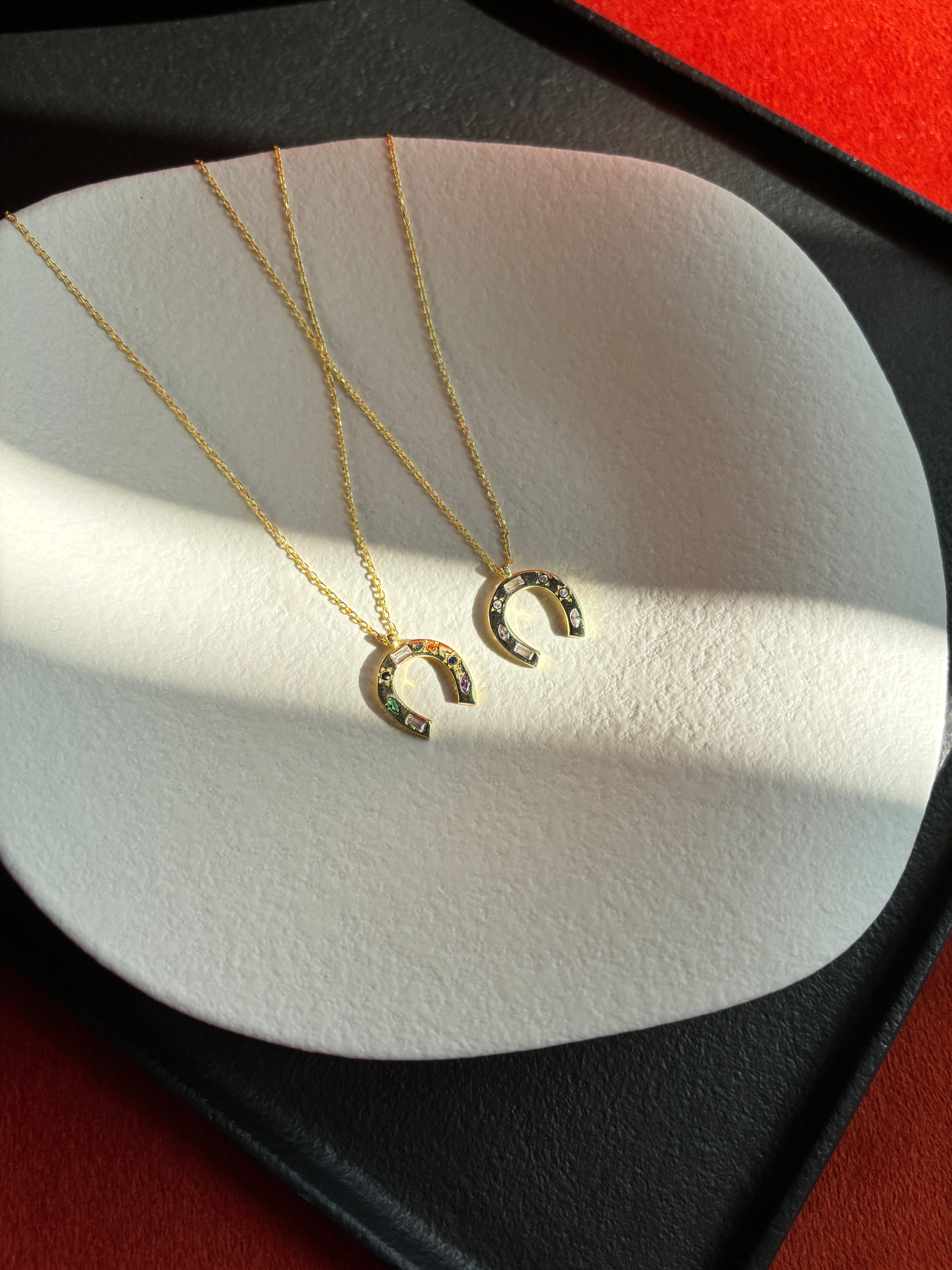 Renkli/Beyaz Mix Taşlı Nal Kolye | 925 Ayar Gümüş