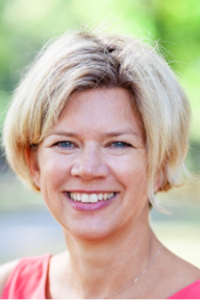 Montessori Niederösterreich, Montessorie Noe, Pädagogik, Montessori Verein, Montessori Ausbildung, Maria Montessori, Anita Summer, Kassierin