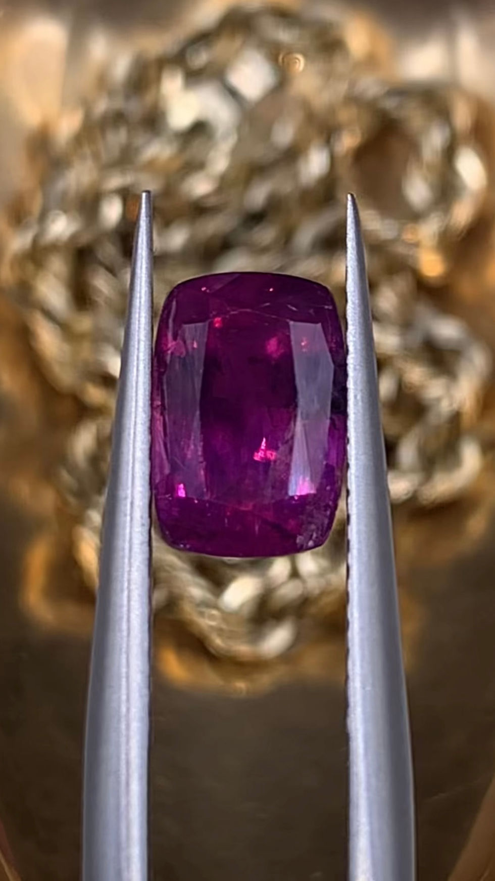Thumbnail: 1.86Ct Natural Unheated Rare Kashmir Sovereign Ruby