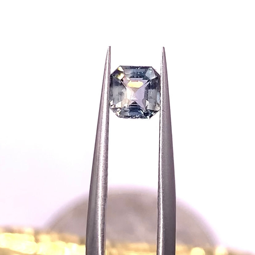 Thumbnail: 0.80Ct Natural Unheated Sri Lankan Sapphire