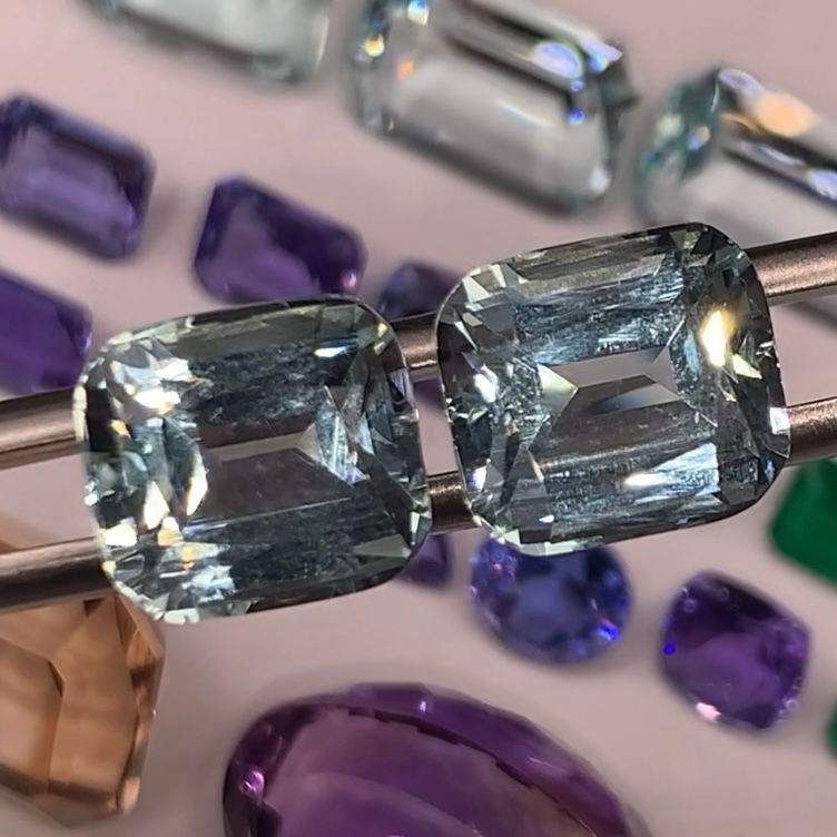 Thumbnail: 10.7Ctw Natural Blue Aquamarine Perfect Pair