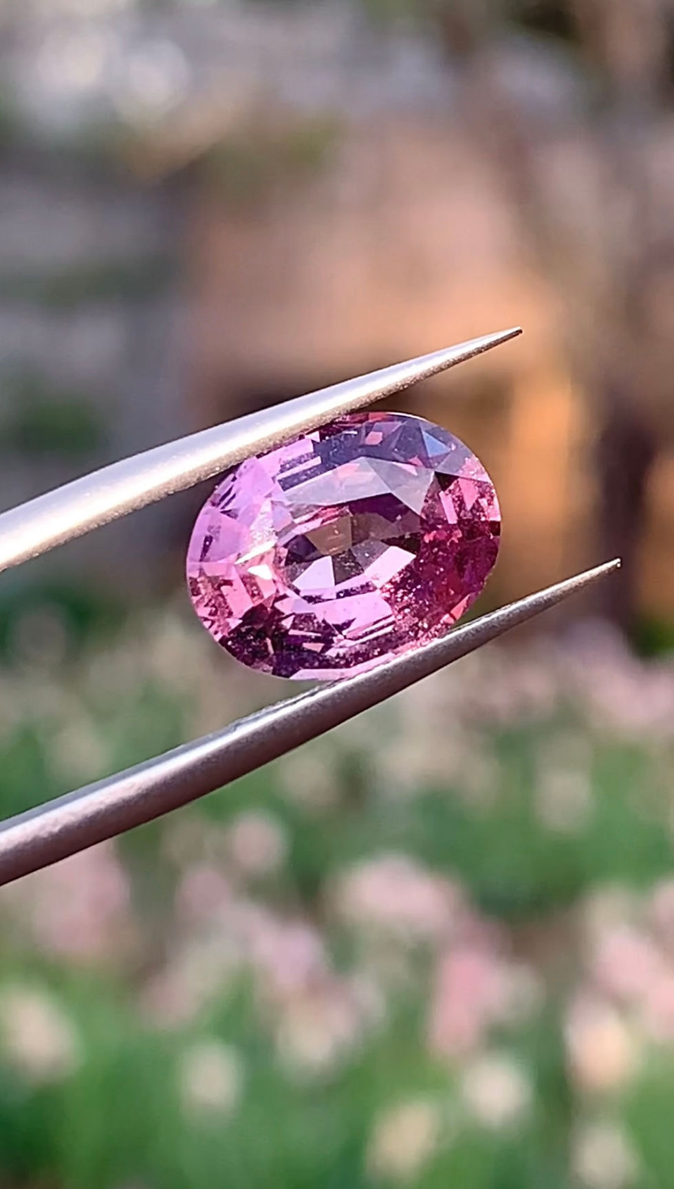 Thumbnail: GIA Certified 4.63Ct Rare Natural Purplish Pink Malagasy Sapphire 