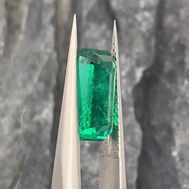 Thumbnail: 1.7Ct Natural Vivid Green Zambian Emerald