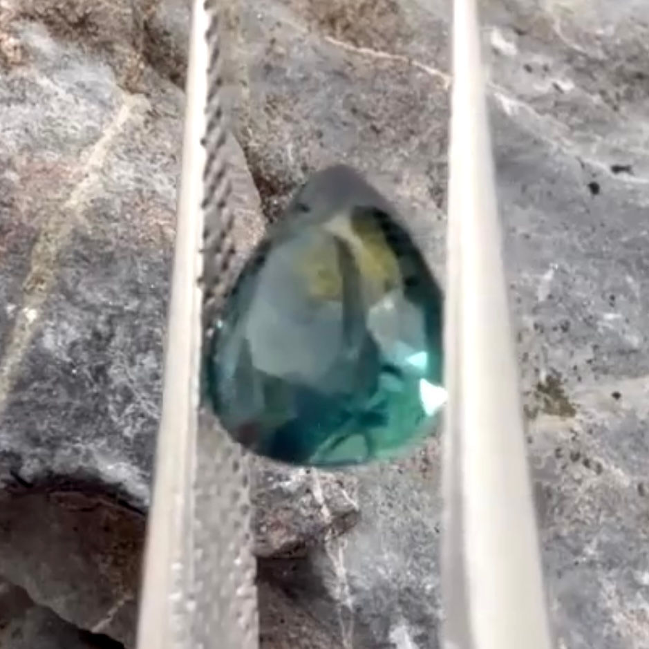 Thumbnail: 1.15Ct Natural Unheated Exquisite Teal Sapphire