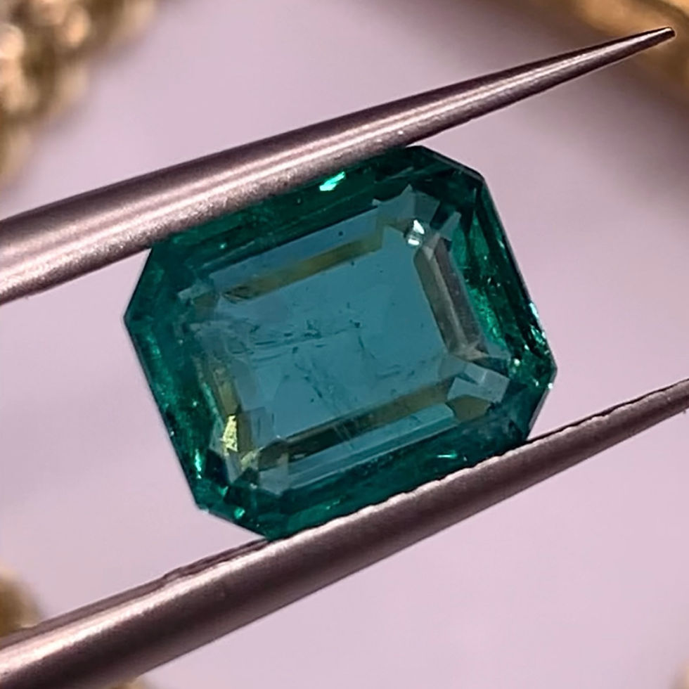 Thumbnail: IGI Certified 2.80Ct Sovereign Rare Zambian Emerald