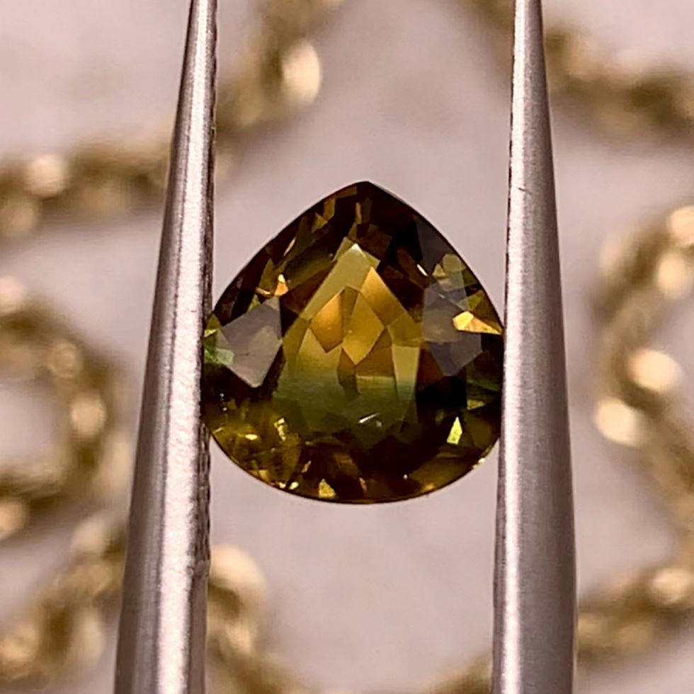 Thumbnail: 1.55Ct Natural Exquisite Yellowish Green Australian Sapphire