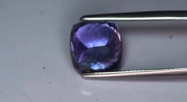 Thumbnail: 8.06Ct Natural Tanzanite (IGI Certified)