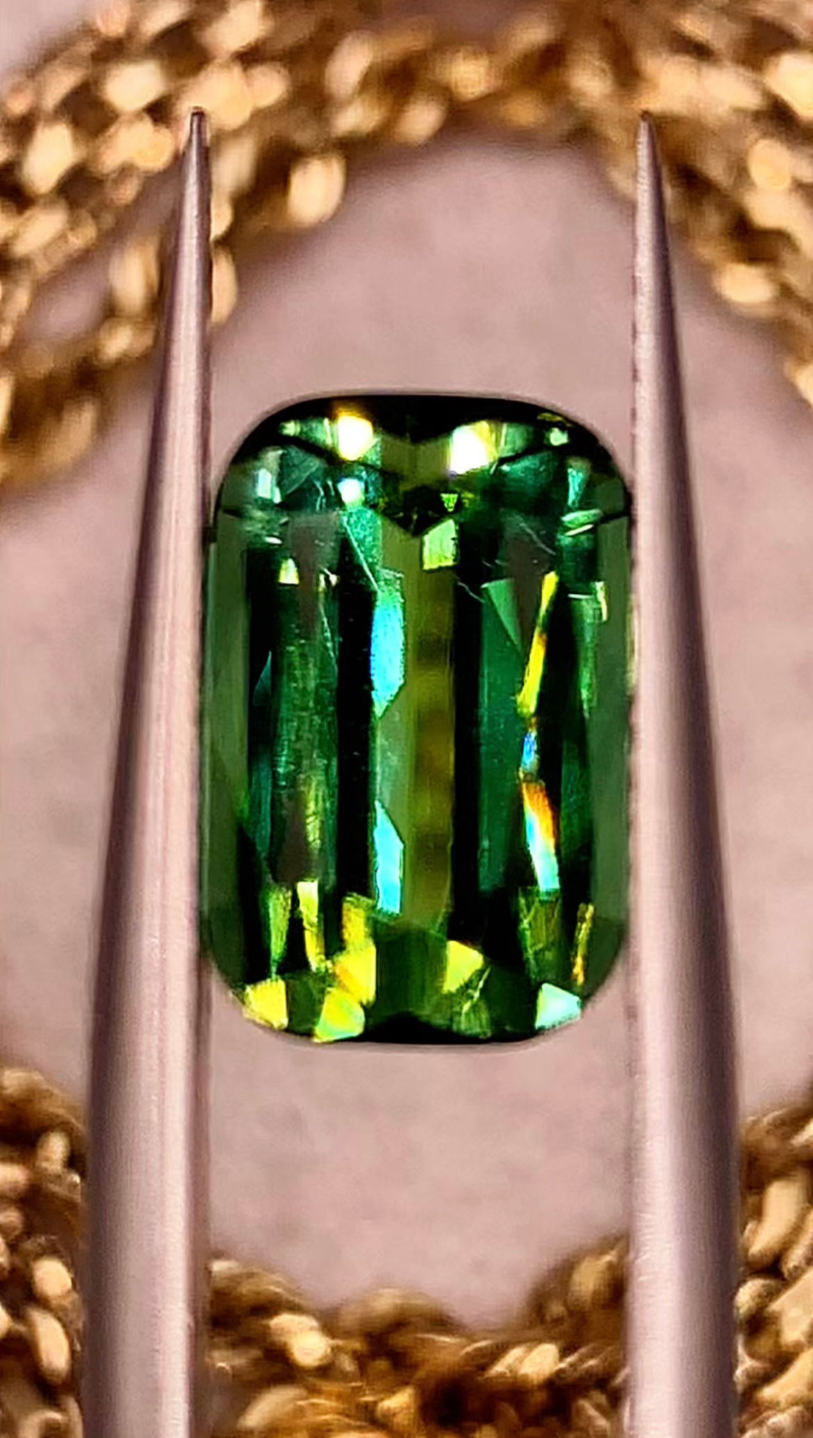 4.2Ct Natural Exquisite Stunning Vivid Green Tourmaline