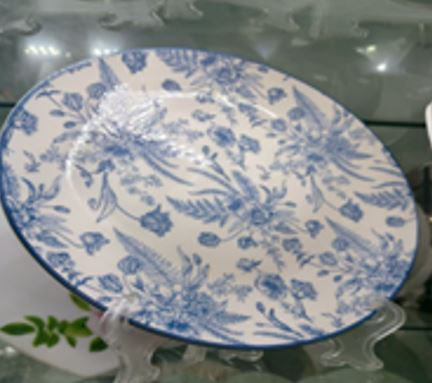 PJATANCE OVALE E BARDHE ME KONTUR TE ZI 30*15CM