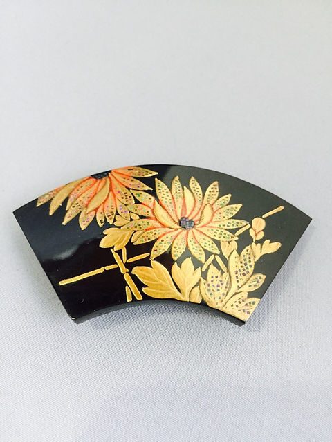 本鼈甲金蒔絵螺鈿在銘「永正」作アンティーク帯留 | kobidojapan