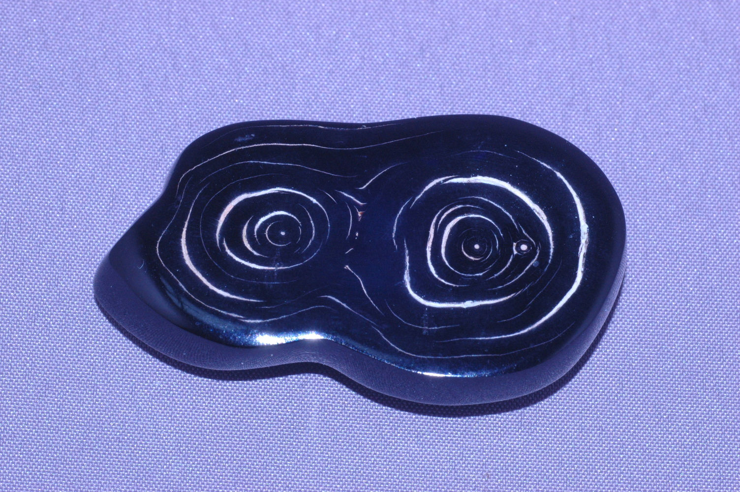 黒珊瑚アンティーク帯留