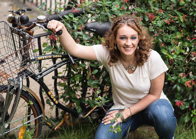 BRAIDS, BRAIDS, BRAIDS, OH & BRAIDS | CHARLOTTE NC SENIOR PHOTOGRAPHER