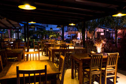 Sqina-Bar-10